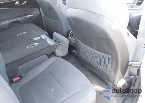 2016 Kia Sorento 2.4L Lx из США, поврежденный, VIN 5XYPG4A31GG173105